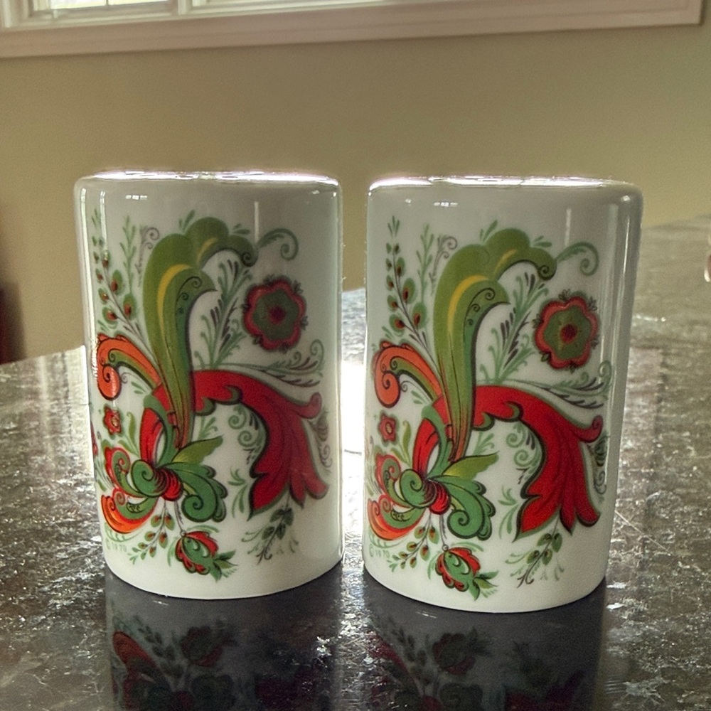 Vintage Floral Ceramic Salt and Pepper Shakers